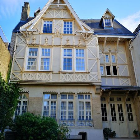 Les Visages Des Tournelles Bed and Breakfast Reims Buitenkant foto