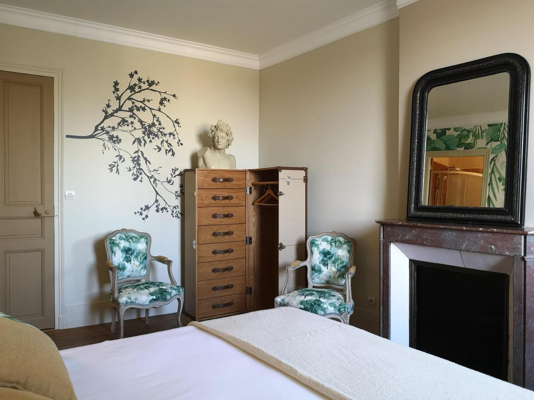 Les Visages Des Tournelles Bed and Breakfast Reims Buitenkant foto