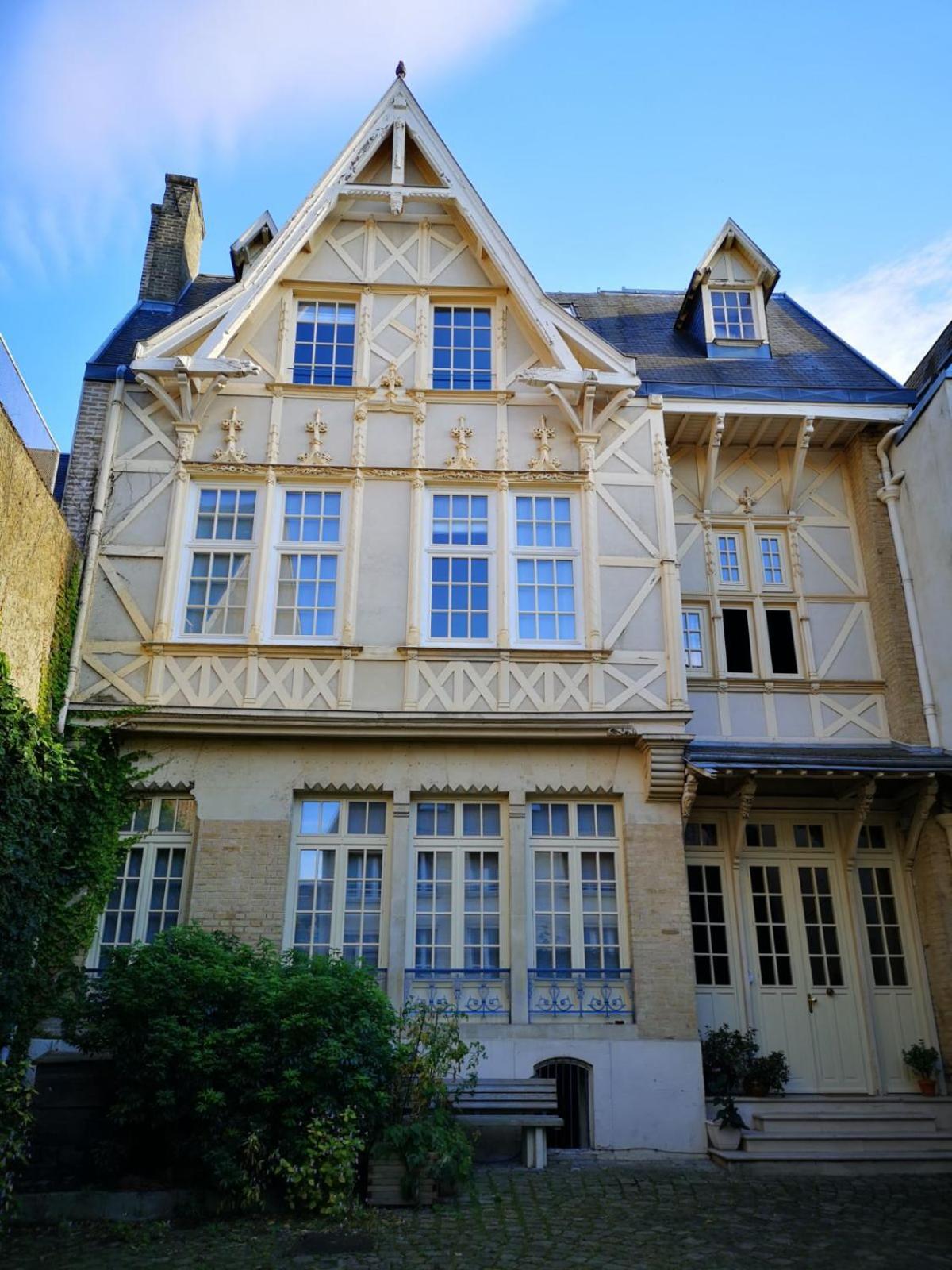 Les Visages Des Tournelles Bed and Breakfast Reims Buitenkant foto